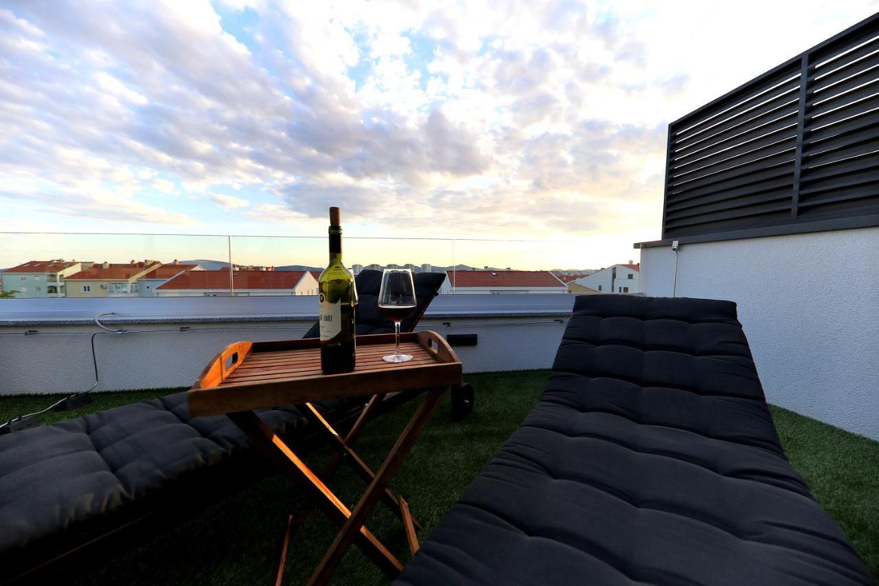 ザダルEsso Private Roof Terraceアパートメント エクステリア 写真